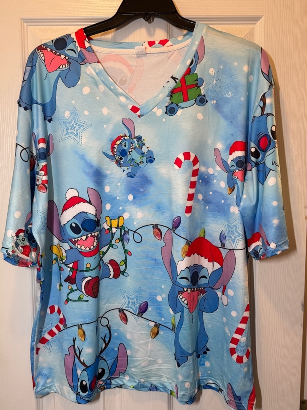 SHEIN Light Blue Holiday Stitch Print Short Sleeve Tee